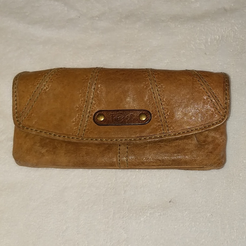 Fossil leather vintage clutch wallet